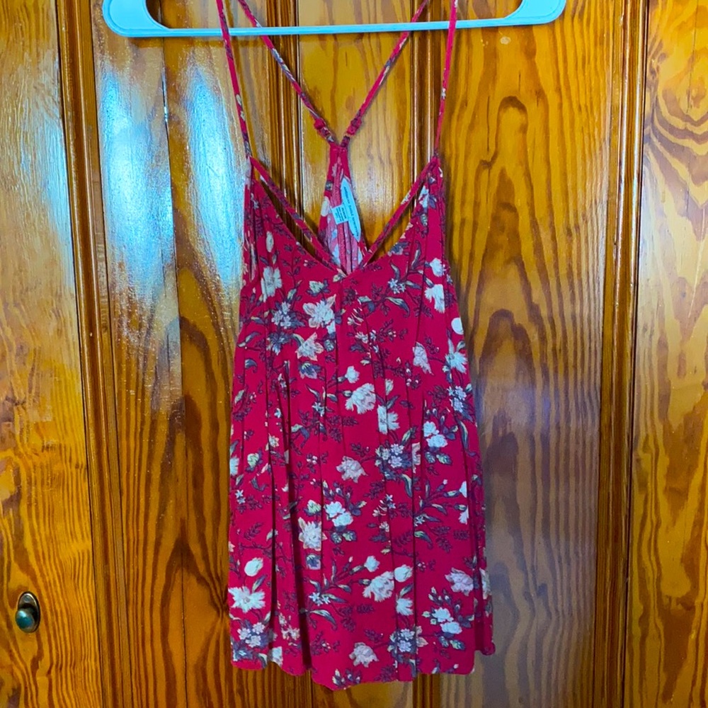 American Eagle Magenta Floral Print Flowy Tank Top